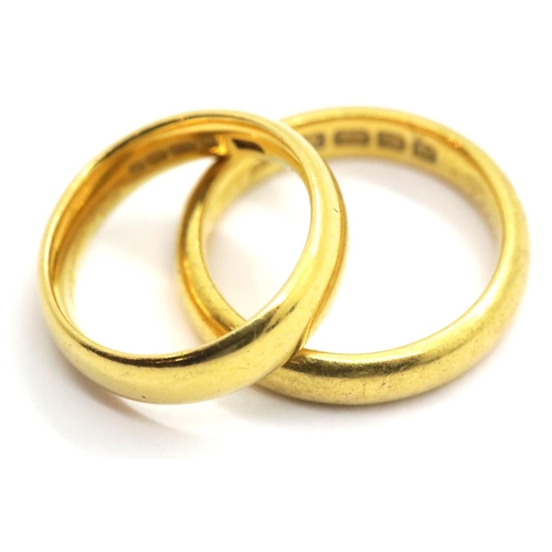 1001 - 22ct gold wedding bands, sizes R and M, Sheffield assay, 17.4g. P&P Group 1 (£14+VAT for the first l... 