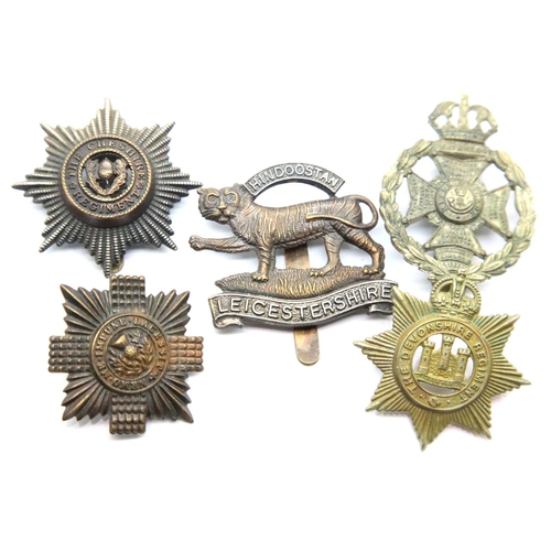 1231 - Five British Infantry Cap Badges. P&P Group 1 (£14+VAT for the first lot and £1+VAT for subsequent l... 