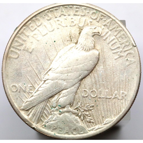 1189 - 1925 American Morgan Liberty dollar. P&P Group 1 (£14+VAT for the first lot and £1+VAT for subsequen... 