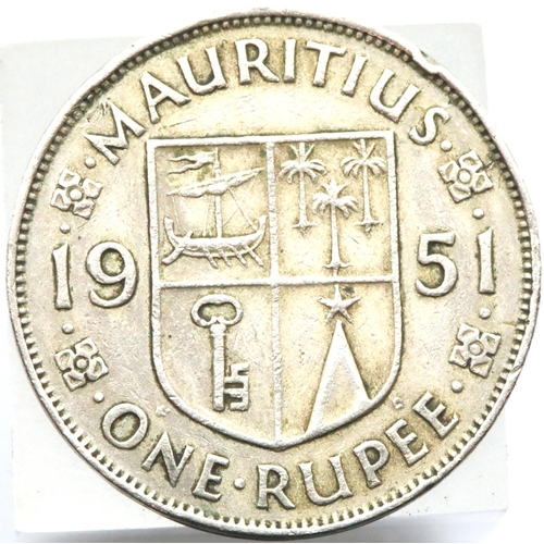 1180 - 1951 - One Rupee Mauritius islands - King George VI. P&P Group 1 (£14+VAT for the first lot and £1+V... 