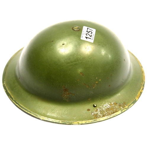 1257 - WWII British 2nd Infantry Division B.E.F Helmet and liner. P&P Group 2 (£18+VAT for the first lot an... 