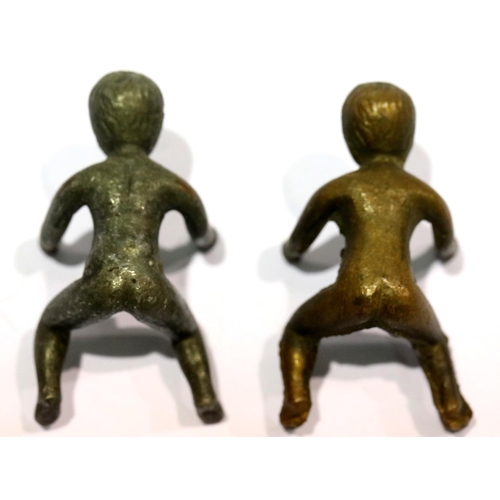 1290 - Two cast metal seated figures, H: 6 cm. P&P Group 1 (£14+VAT for the first lot and £1+VAT for subseq... 