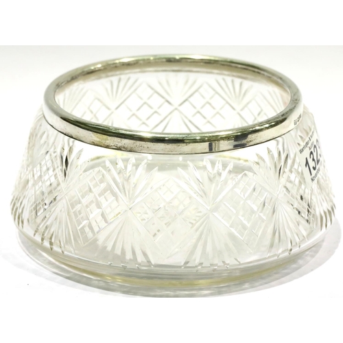 1323 - Glass bowl with Chester hallmarked silver rim. P&P Group 3 (£25+VAT for the first lot and £5+VAT for... 