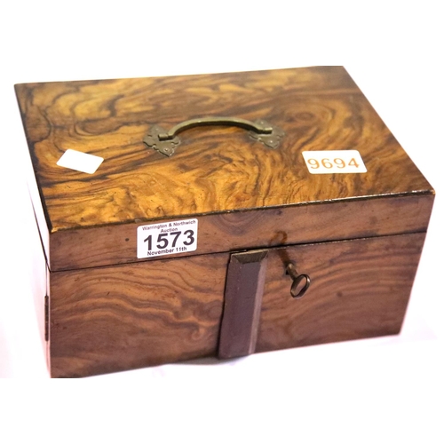 1573 - Antique jewellery box with key and brass handle to lid, 1890s. P&P Group 3 (£25+VAT for the first lo... 