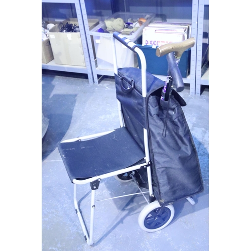 185 - Shopping trolley with integral fold out seat, shopping bag is fully removable and rubber tipped heig... 