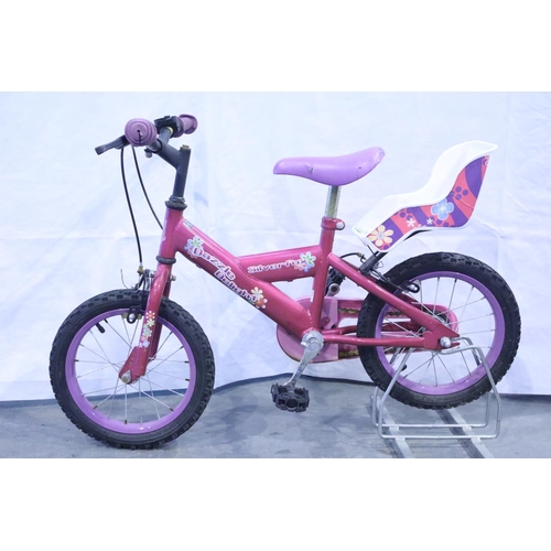 43 - Three girls bikes. Not available for in-house P&P