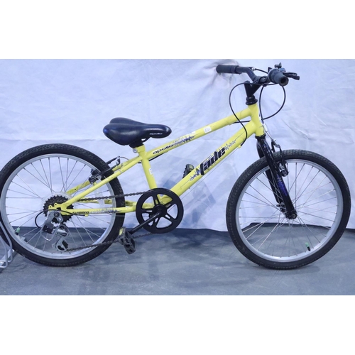 27 - Childs Apollo Fade 6 speed mountain bike with 10