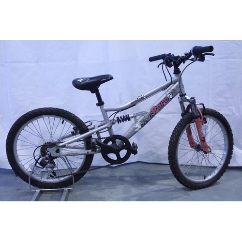 49 - Girls Apollo Pure 6 speed dual suspension mountain bike. Not available for in-house P&P