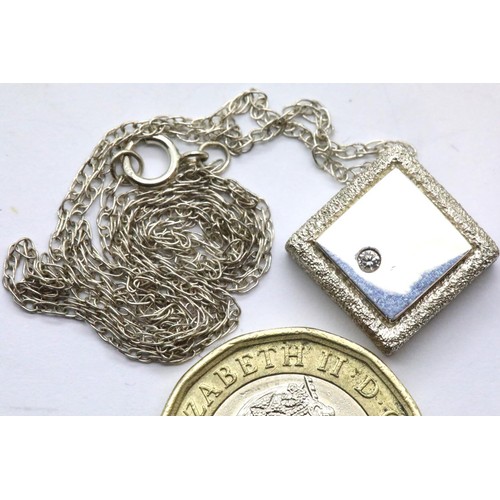 1087 - Silver pendant and chain with small diamond drop, 46 cm. P&P Group 1 (£14+VAT for the first lot and ... 