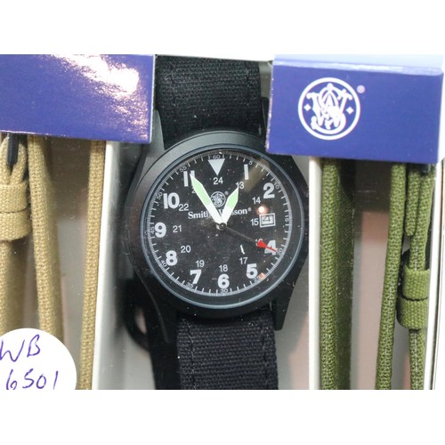 1094 - Gents new Smith and Wesson calendar wristwatch. P&P Group 1 (£14+VAT for the first lot and £1+VAT fo... 