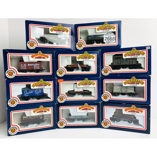 2088 - 11x Bachmann Assorted Freight Wagons - All Boxed. P&P Group 2 (£18+VAT for the first lot and £3+VAT ... 