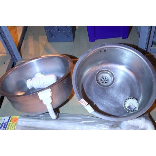 602 - Two 40 cm stainless steel sinks and a waste trap. Not available for in-house P&P