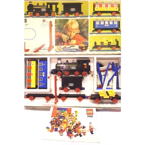 2348 - Lego D182 train set, motorised c1981, appears complete, with Lego catalogue. P&P Group 2 (£18+VAT fo... 