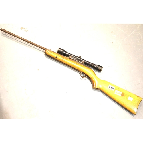 1286 - Vintage 177 air rifle with Nikko Stirling sight. P&P Group 3 (£25+VAT for the first lot and £5+VAT f... 