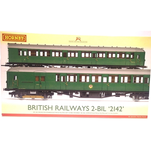 2230 - Hornby R3162A 2-BIL train pack BR Green. P&P Group 1 (£14+VAT for the first lot and £1+VAT for subse... 