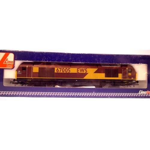 2237 - Lima 104978 class 67 EWS 67005 Queens Messenger. P&P Group 1 (£14+VAT for the first lot and £1+VAT f... 