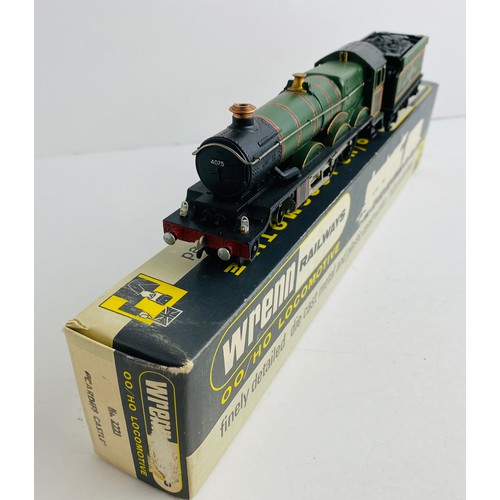 2033 - Wrenn OO Gauge 2221 Cardiff Castle - NEAR MINT in Excellent Box P&P Group 1 (£14+VAT for the first l... 