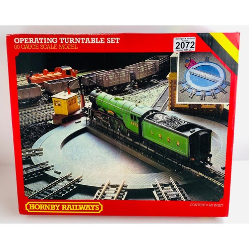 2072 - Hornby OO Gauge Turntable  Boxed  P&P Group 1 (£14+VAT for the first lot and £1+VAT for subsequent l... 