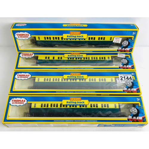 2144 - 4x Hornby Thomas & Friends OO Gauge Gordon Coaches R120/R121 All Boxed  New Ex Shop Stock P&P Group ... 