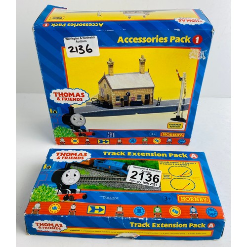 2136 - Hornby Thomas & Friends OO Gauge Building & Track Packs Boxed CONTENTS UNCHECKED P&P Group 1 (£14+VA... 