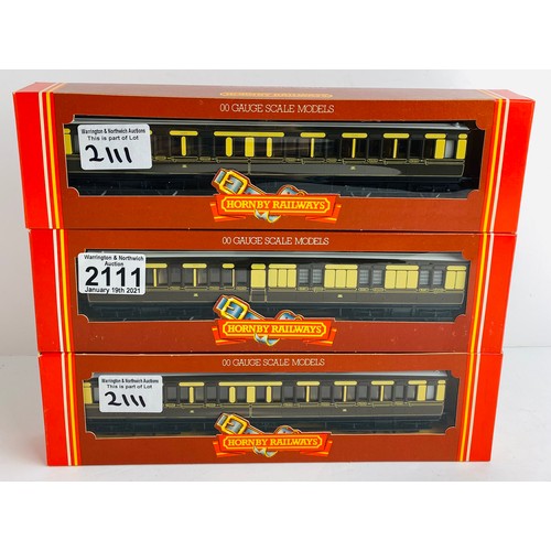 2111 - 3x Hornby OO Gauge GWR Clerestory Coaches Boxed P&P Group 1 (£14+VAT for the first lot and £1+VAT fo... 