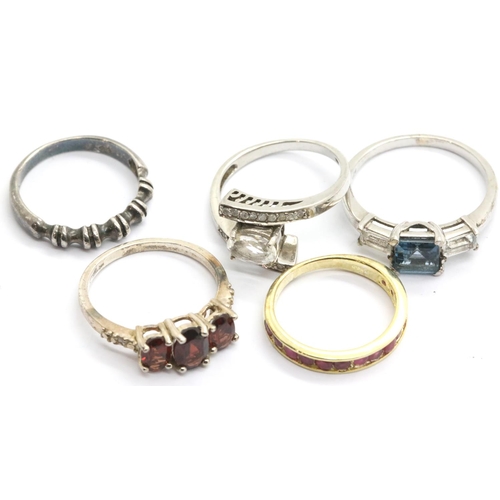 1072 - Five silver assorted rings, various sizes, including gold plated and stone set examples. P&P Group 1... 