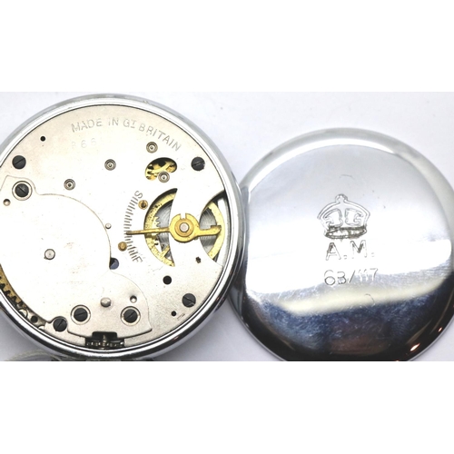 1095 - British Smiths Empire Air Ministry marked pocket watch numbered 6B/117, not working. P&P Group 1 (£1... 