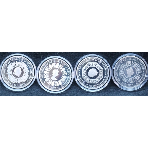 1138 - Set of four 999 silver 60th anniversary of the Coronation crowns set, boxed. P&P Group 2 (£18+VAT fo... 