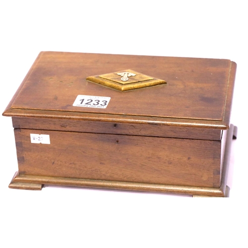 1233 - WWII German N.S.K.K memento box. P&P Group 2 (£18+VAT for the first lot and £3+VAT for subsequent lo... 