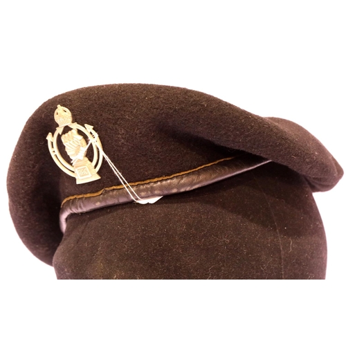 1260 - WWII Royal Armoured Corps beret and badge dated 1943. P&P Group 1 (£14+VAT for the first lot and £1+... 