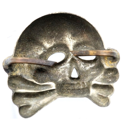 1276 - WWII German Allgemeine SS Totenkopf skull, jawless type. P&P Group 1 (£14+VAT for the first lot and ... 