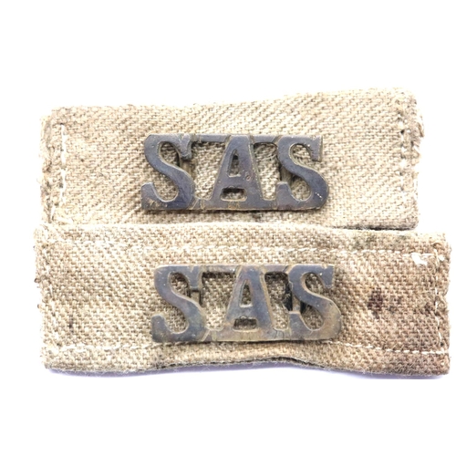 1278 - WWII theatre made SAS shoulder titles on hand sewn sliders. P&P Group 1 (£14+VAT for the first lot a... 