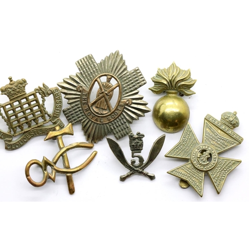 1284 - Six British military cap badges. P&P Group 1 (£14+VAT for the first lot and £1+VAT for subsequent lo... 