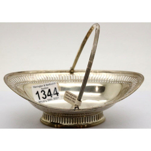 1344 - Georgian hallmarked silver basket, London assay 1791, L: 18 cm, 161g. P&P Group 1 (£14+VAT for the f... 