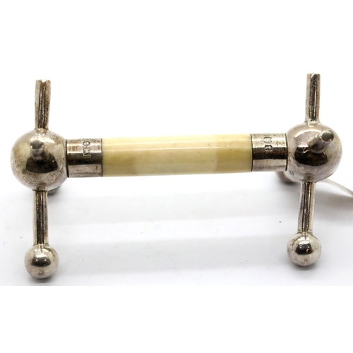 1345 - Victorian silver and ivory knife rest, Sheffield assay 1891. L: 9 cm, gross 83g. P&P Group 1 (£14+VA... 