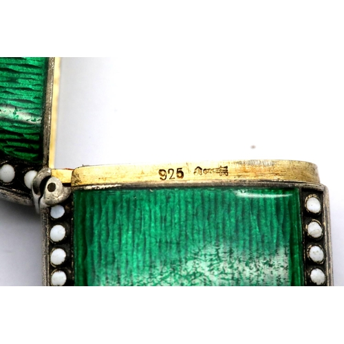 1359 - Norwegian enamelled sterling silver vesta case, 4.5 x 3 cm, 30g. P&P Group 1 (£14+VAT for the first ... 