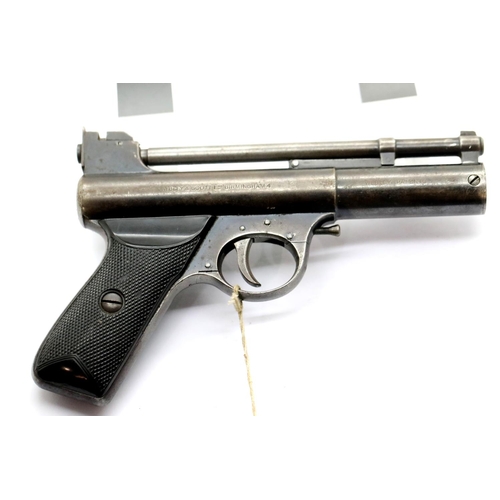 1392 - Webley and Scott .177 MK1 air pistol. P&P Group 1 (£14+VAT for the first lot and £1+VAT for subseque... 