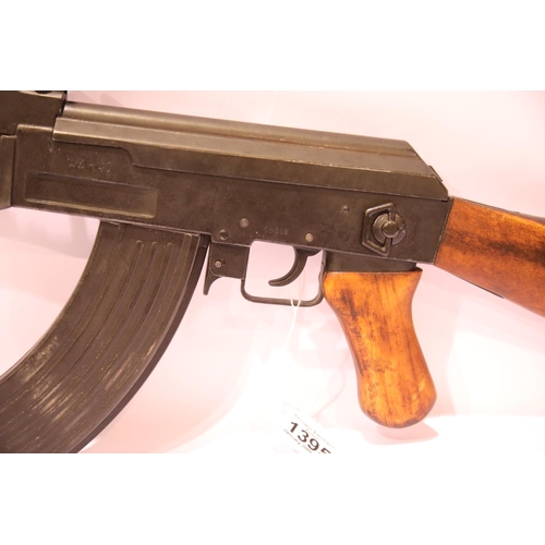 1395 - AK 47 reenactment assault rifle. P&P Group 3 (£25+VAT for the first lot and £5+VAT for subsequent lo... 