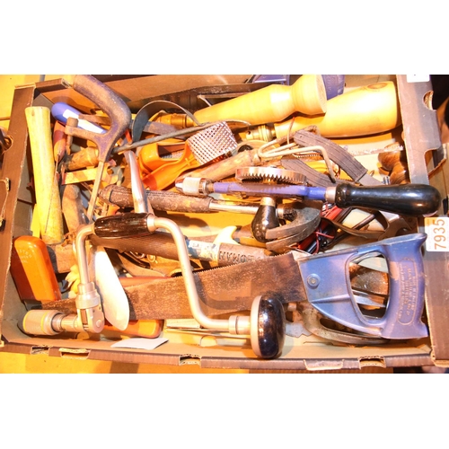 701 - Box of mixed hand tools. Not available for in-house P&P, contact Paul O'Hea at Mailboxes on 01925 65... 