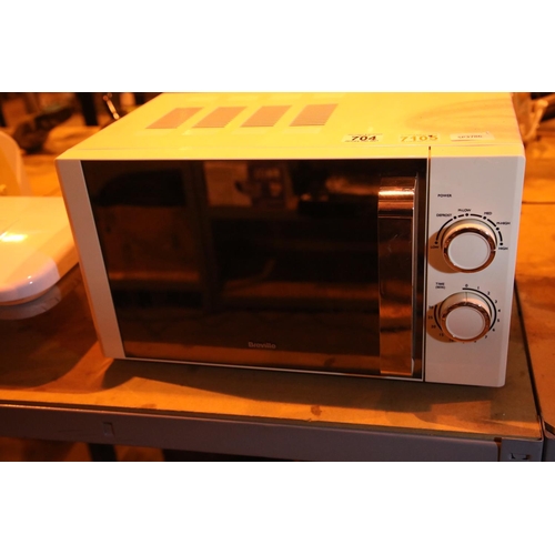 704 - Breville B17E9CMSC 800w microwave. Not available for in-house P&P, contact Paul O'Hea at Mailboxes o... 