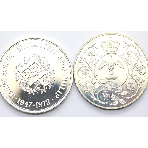 1140A - Two silver proof crowns, 1972 and 1977. P&P Group 1 (£14+VAT for the first lot and £1+VAT for subseq... 