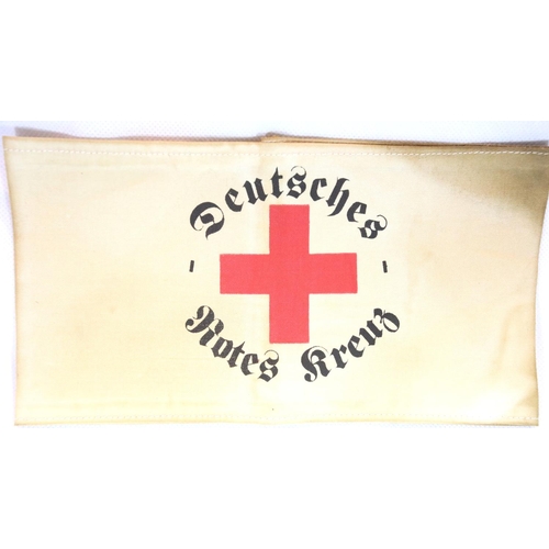 3082 - Imperial German WWI type medic's armband. P&P Group 1 (£14+VAT for the first lot and £1+VAT for subs... 