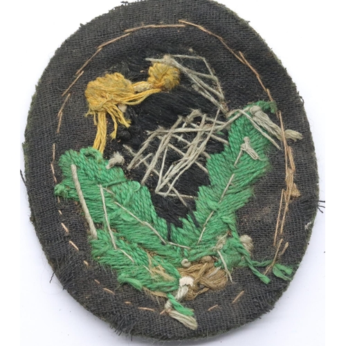 3105 - German WWII type Waffen SS embroidered sniper uniform cloth patch. P&P Group 1 (£14+VAT for the firs... 