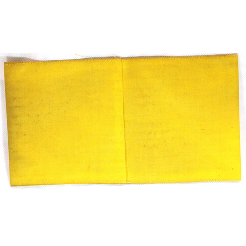 3120 - German WWII type black on yellow Deutsche Luftwaffe armband. P&P Group 1 (£14+VAT for the first lot ... 