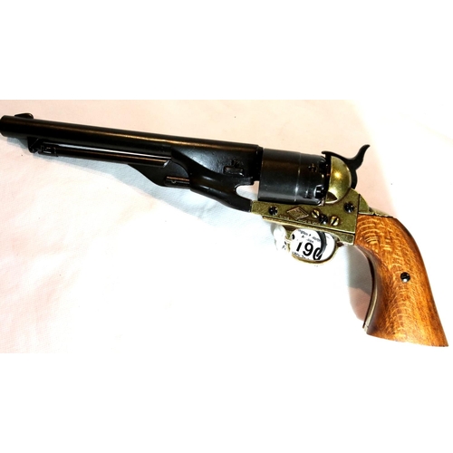 3190 - British 19th century style reenactment Colt Navy revolver. P&P Group 2 (£18+VAT for the first lot an... 