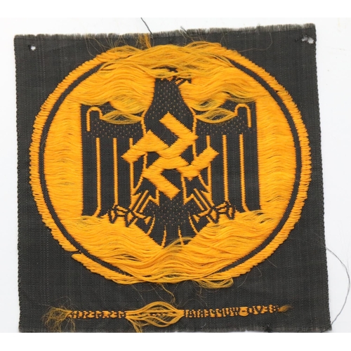 3200 - German Third Reich type NSDAP embroidered patch. P&P Group 1 (£14+VAT for the first lot and £1+VAT f... 