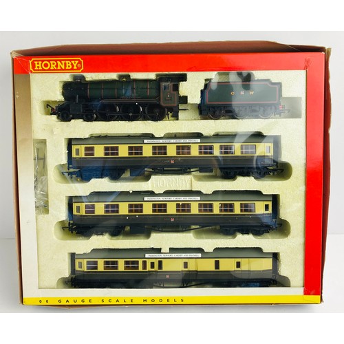 2055 - Hornby Great Western Express Train Pack Boxed P&P Group 2 (£18+VAT for the first lot and £3+VAT for ... 