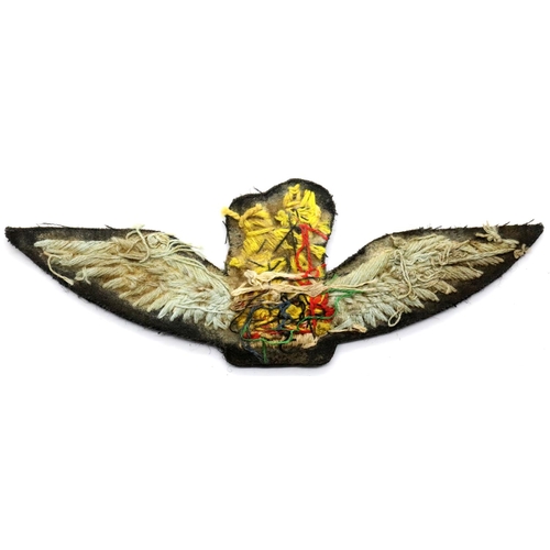 3319 - British WWII type Air Corps Pilots embroidered cloth wings. P&P Group 1 (£14+VAT for the first lot a... 