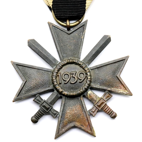 3390 - German WWII type War Merit cross in bronze, second class. P&P Group 1 (£14+VAT for the first lot and... 