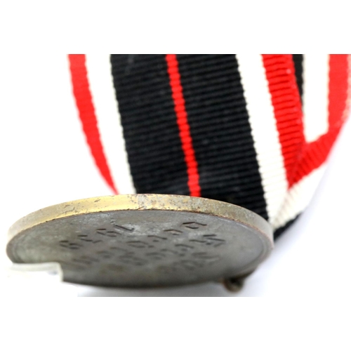 3406 - German WWII type War Merit medal. P&P Group 1 (£14+VAT for the first lot and £1+VAT for subsequent l... 